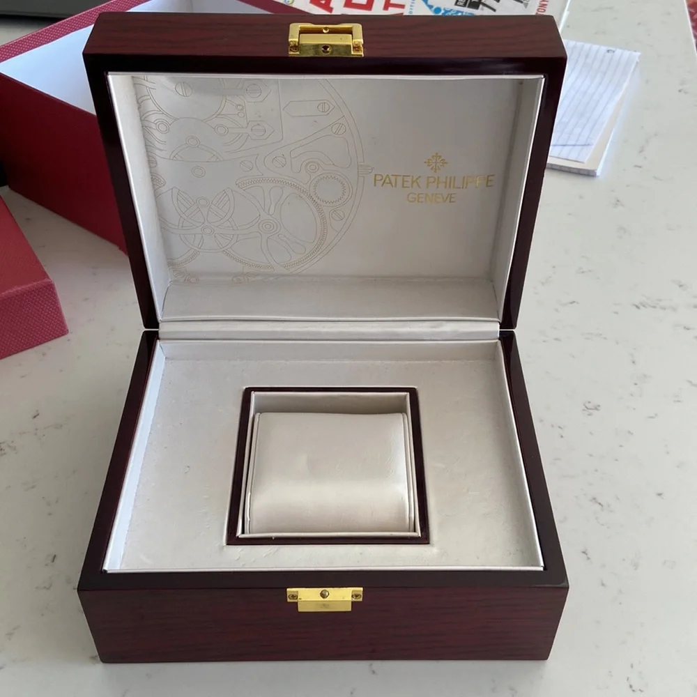 Watch box - Picture 3 of 5